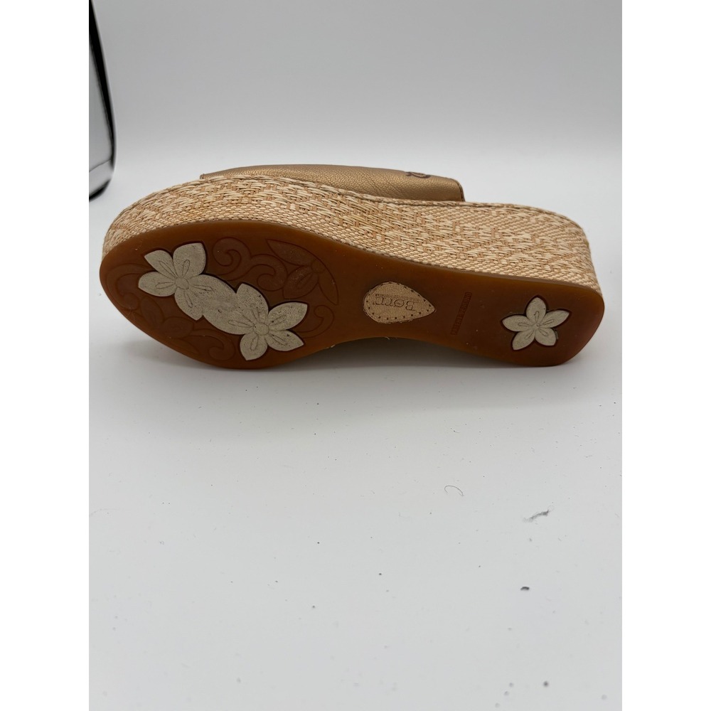 Born Wedge Sandals Womens 8 Gold Leather Espadrille Platform Slides D58010 - Picture 10 of 11